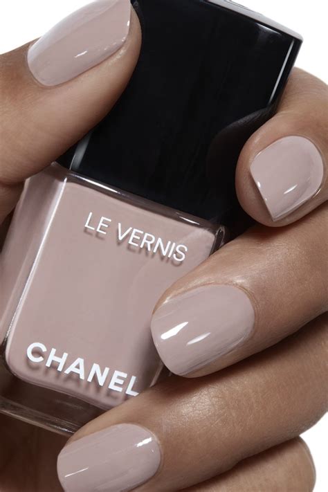 chanel le vernis new dawn|Nail Polish & Colours .